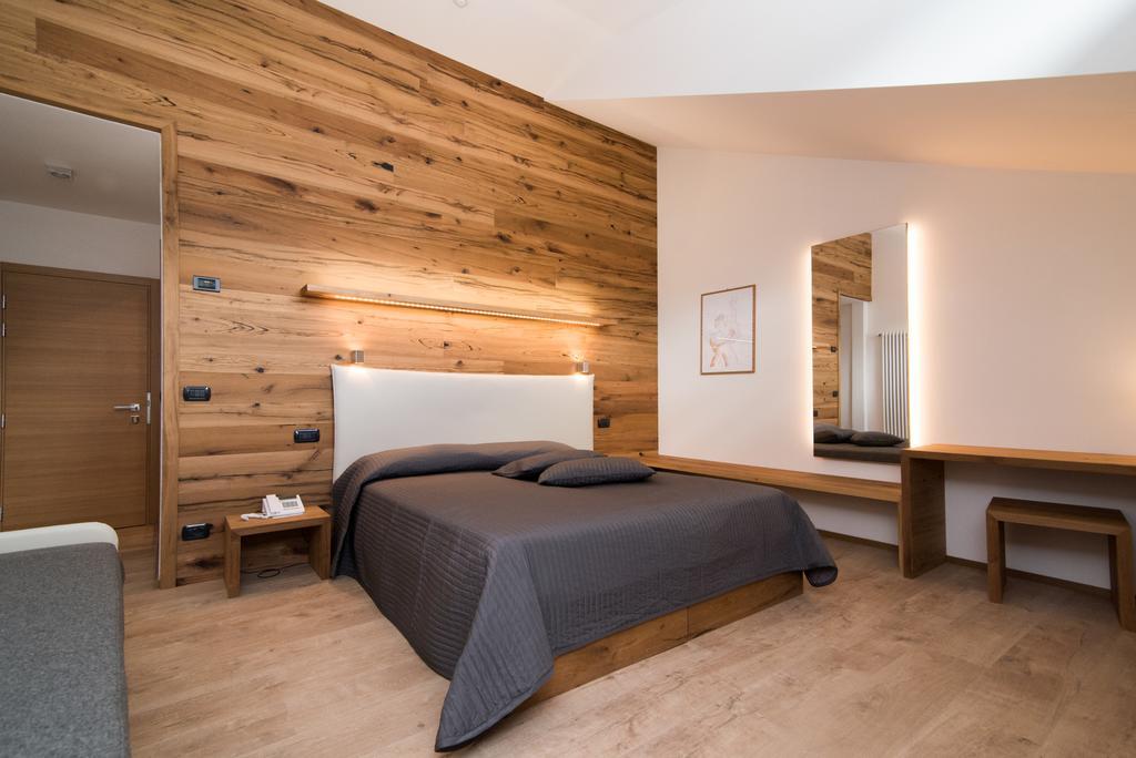 Hotel Ferrovia Calalzo di Cadore Exteriér fotografie